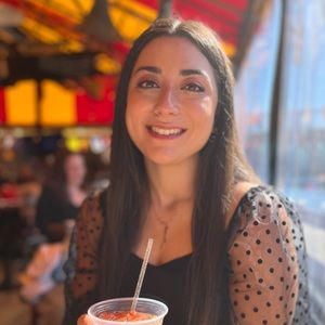 Meet your Posher, Cara